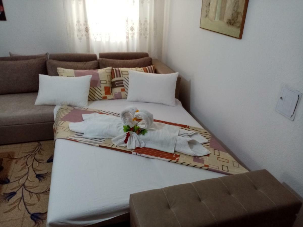 Apartment Elmari Prilep Bagian luar foto